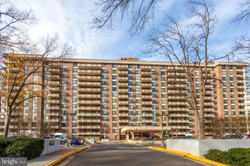 apt-1012-1808 Old Meadow Rd, MCLEAN, VA, 22102-1831 | Card Image