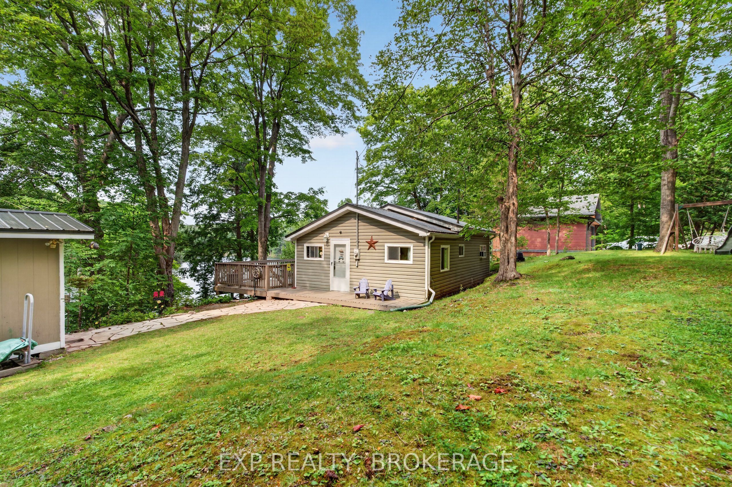 Residential in Frontenac 4