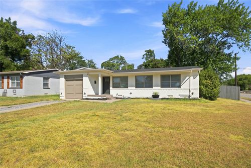 3243 Mayhew Dr, Dallas, TX, 75228-2723 | Card Image