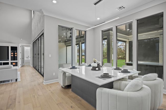 15301 Joor Rd, House other with 5 bedrooms, 5 bathrooms and 3 parking in Zachary LA | Image 9