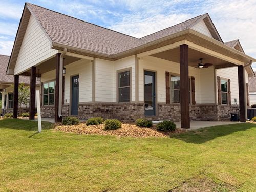86 Maddox Ln, Chatsworth, GA, 30705-1600 | Card Image