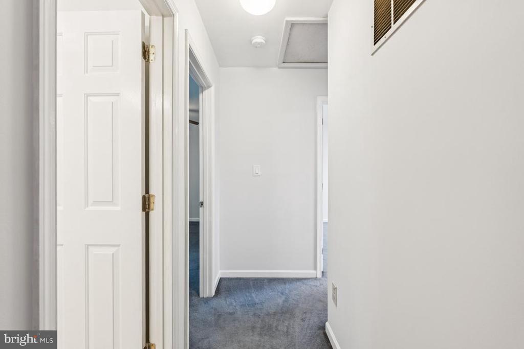 Residential in HAMPSTEAD 4