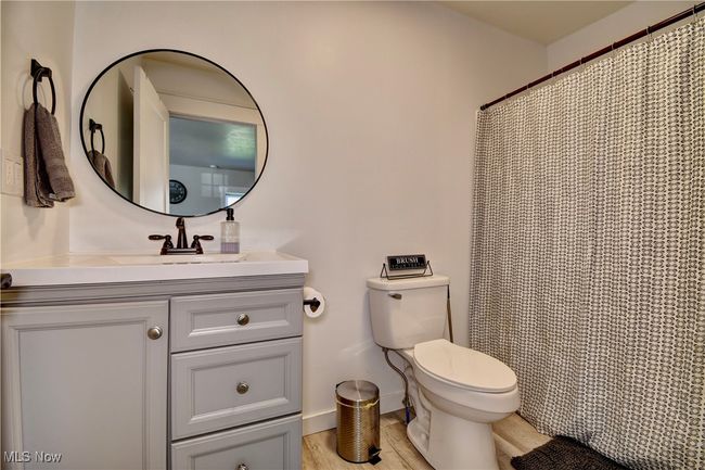 10913 Us Route 62, House other with 5 bedrooms, 2 bathrooms and null parking in Killbuck OH | Image 25