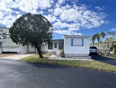 553 - 7164 Mount Georgetown Drive Ne, House other with 2 bedrooms, 2 bathrooms and null parking in ST PETERSBURG FL | Image 1