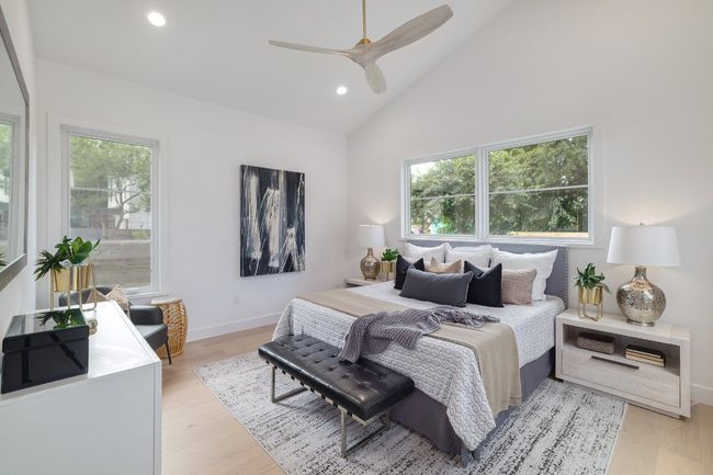 1703 Piedmont Ave, House other with 4 bedrooms, 4 bathrooms and 2 parking in Austin TX | Image 19