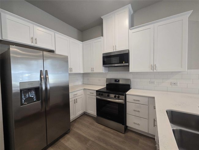 331 E Hull St, House other with 6 bedrooms, 6 bathrooms and null parking in Denison TX | Image 6