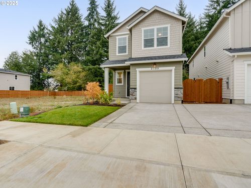 2125 Sw 5th Pl, Battle Ground, WA, 98604-3357 | Card Image