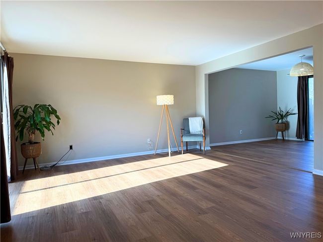 207 Charlesgate Cir, Condo with 3 bedrooms, 3 bathrooms and null parking in East Amherst NY | Image 4