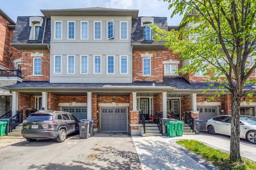 15 Sprucewood Rd, Brampton, ON, L6Z0J3 | Card Image