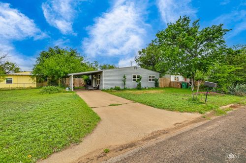 113 E 33rd St, San Angelo, TX, 76903-2103 | Card Image
