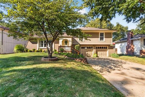 508 Sunset Ln, Belton, MO, 64012-1837 | Card Image