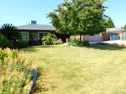 7305 Snowmass Lane, Bakersfield, CA, 93309 | Card Image
