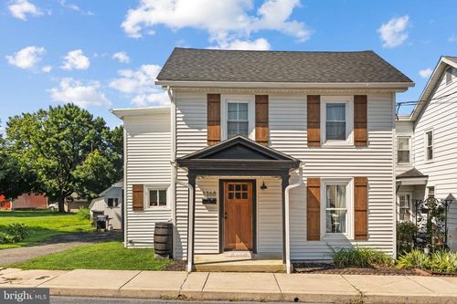 1368 Apple St, EPHRATA, PA, 17522-1301 | Card Image