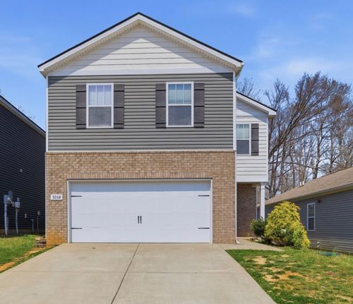 9268 War Eagles Way, Ashland City, TN, 37015-1472 | Card Image