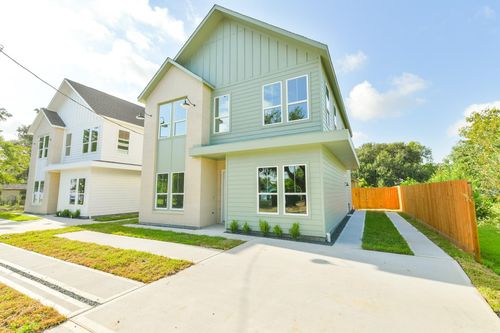 162 Wallace St, Houston, TX, 77022-4839 | Card Image