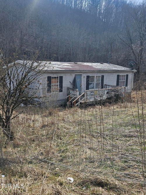 792 Adria Rd, North Tazewell, VA, 24630-9225 | Card Image