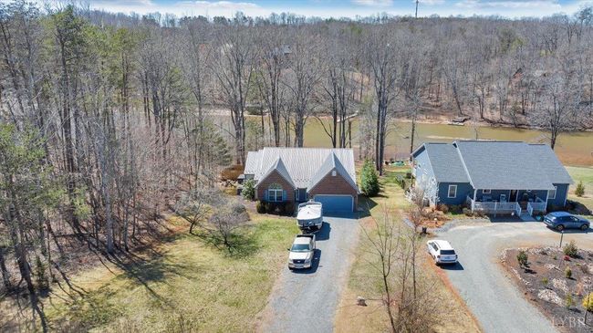 200 Inlet Dr, House other with 4 bedrooms, 3 bathrooms and null parking in Wirtz VA | Image 24