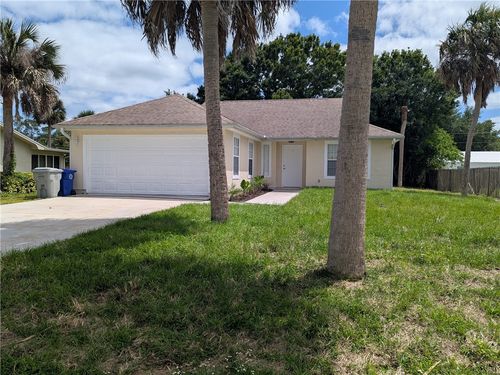 2515 1st Place, Vero Beach, FL, 32962 | Card Image
