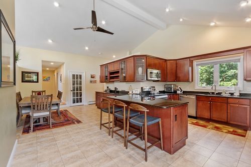 92-90-92 East St, Methuen, MA, 01844-4957 | Card Image