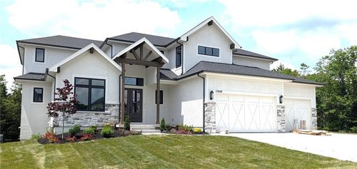 17008 Hayes St, Overland Park, KS, 66085-7920 | Card Image