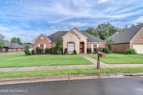 117 Stillhouse Creek Dr, Madison, MS, 39110-6943 | Card Image