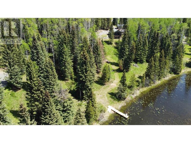 8396 Rainbow Country Road, House other with 3 bedrooms, 3 bathrooms and null parking in Bridge Lake BC | Image 11