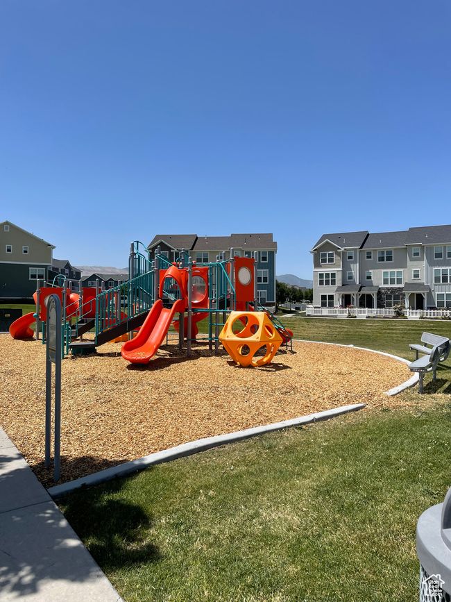 Communal playground with a lawn | Image 40