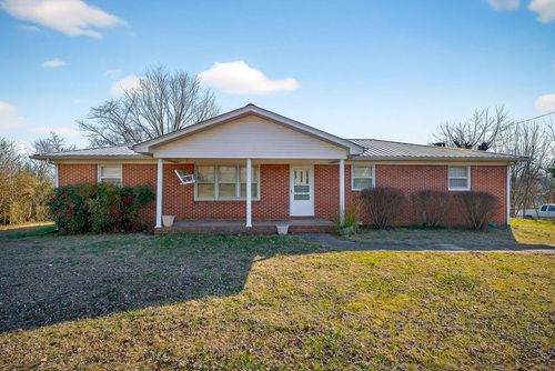 1530 Mike Muncey Rd, McMinnville, TN, 37110-4412 | Card Image