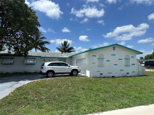 4520 Nw 16th St, Lauderhill, FL, 33313-7106 | Card Image