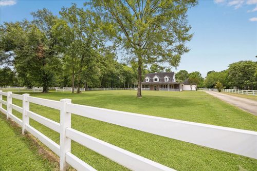 9064 Grand Lake Estates Dr, Montgomery, TX, 77316-5416 | Card Image