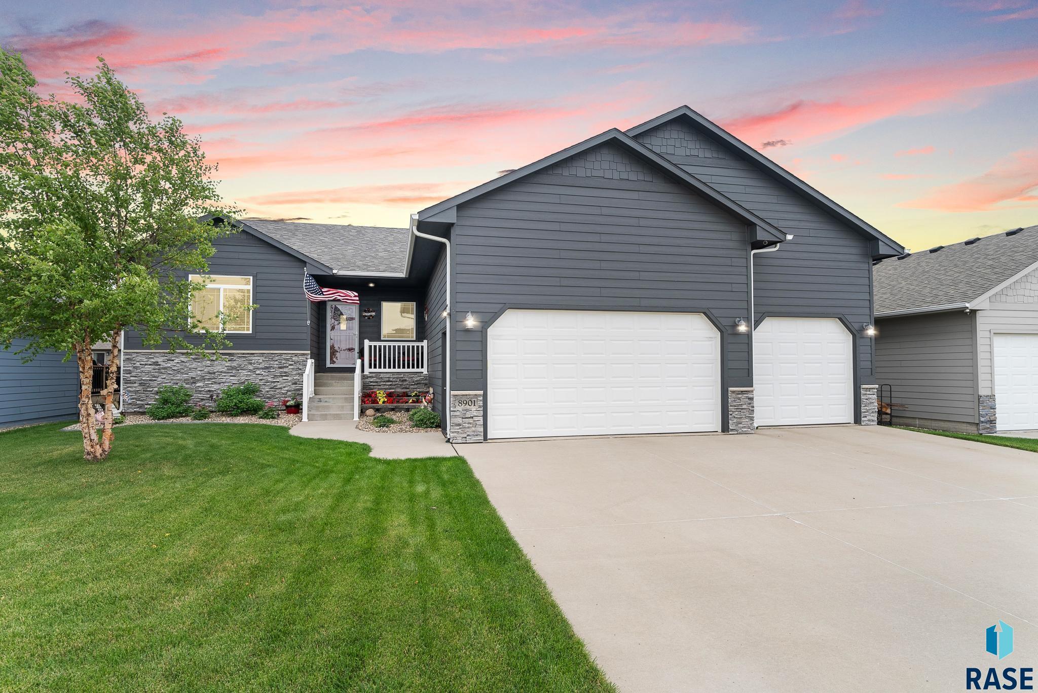 21st St, Sioux Falls, SD 57106