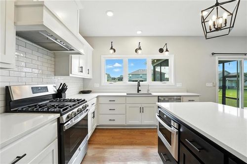 11415 Orchard Dr, Kearney, MO, 64060-7357 | Card Image