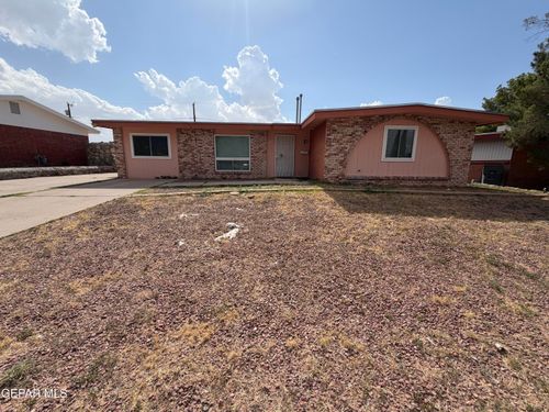 2105 Diciembre Dr, El Paso, TX, 79935-2603 | Card Image