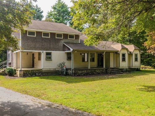 196 High St, Rochester, MA, 02770-2212 | Card Image