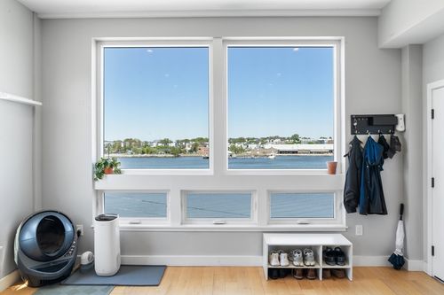 304-243 Condor St, Boston, MA, 02128-5084 | Card Image