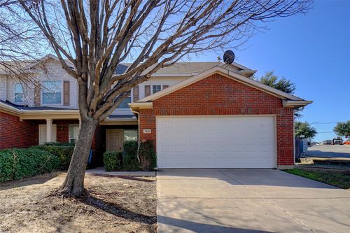 7421 Cowhand Ct, Fort Worth, TX, 76131-5220 | Card Image