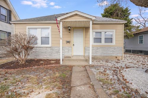 2310 W 23rd St, Granite City, IL, 62040-2058 | Card Image