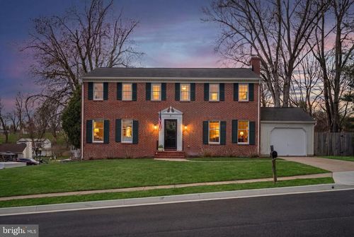 1 Galetree Ct, COCKEYSVILLE, MD, 21030-2901 | Card Image