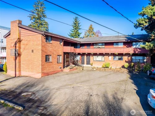 2014 Sw 152nd St, Burien, WA, 98166-2076 | Card Image