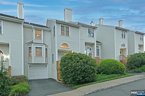 6 Erin Way, Lincoln Park Borough, NJ, 07035 | Card Image