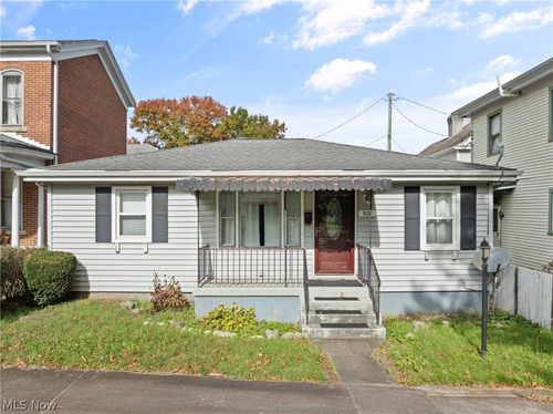 308 Whitely St, Bridgeport, OH, 43912-1061 | Card Image
