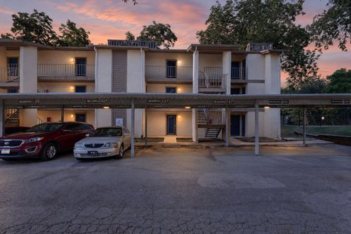 227-6050 Melody Ln, Dallas, TX, 75231-6724 | Card Image