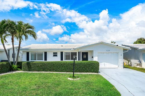 2105 Sw 14th Pl, Boynton Beach, FL, 33426-6636 | Card Image
