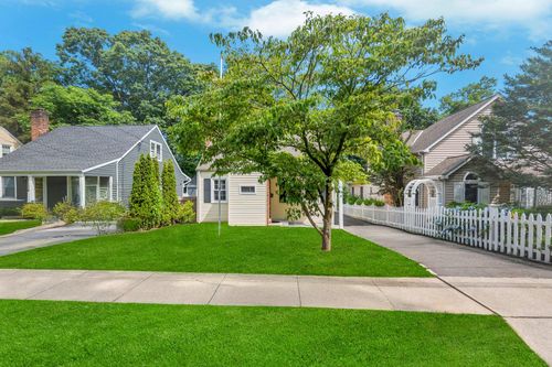 57 Marino Ave, Port Washington, NY, 11050-4207 | Card Image