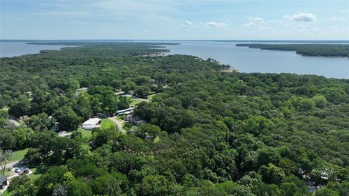 150 Applecross Ln, Pottsboro, TX, 75076-3806 | Card Image