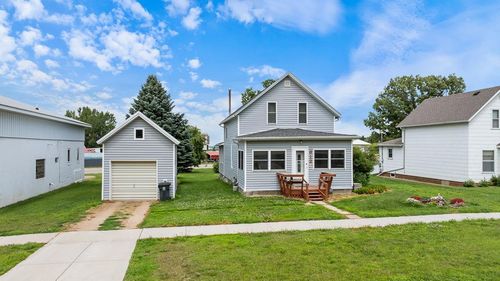 612 Emory St, Tracy, MN, 56175-1136 | Card Image