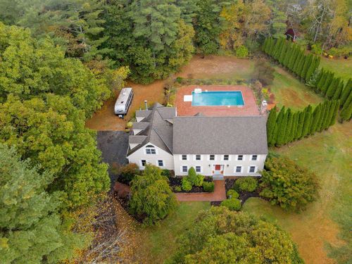 84 Irene Dr, Hollis, NH, 03049-6435 | Card Image