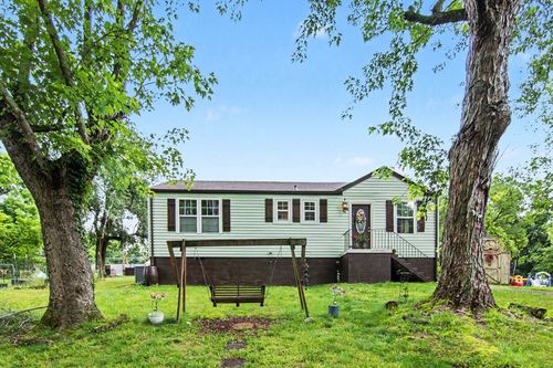 971 Woody Hills Dr, Clarksville, TN, 37040-4123 | Card Image