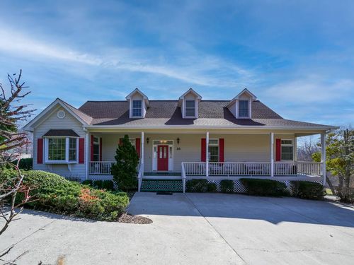 18 Foxfire Ct, Hayesville, NC, 28904-4875 | Card Image