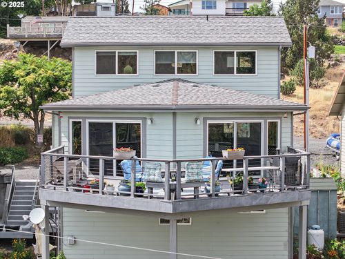 405 Elrod Ave, Maupin, OR, 97037-9221 | Card Image